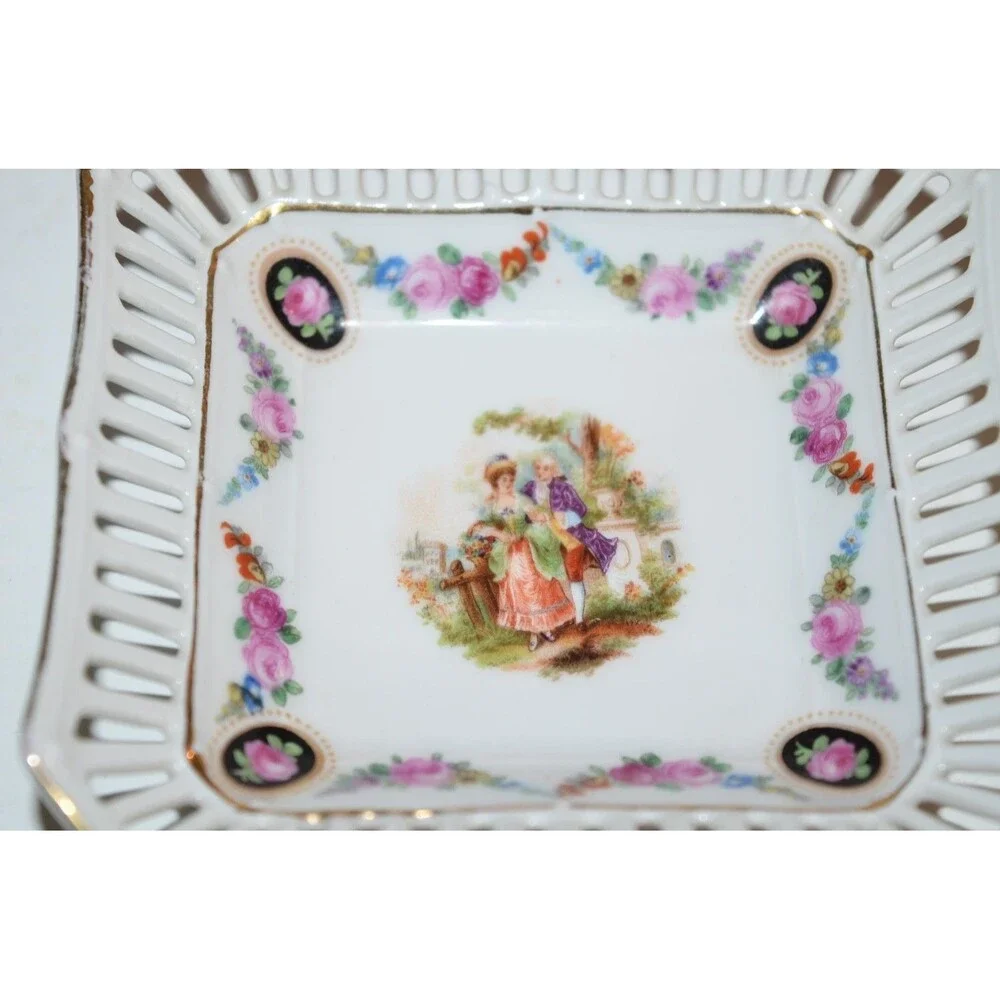 Vtg Reticulated Schumann Bavaria Trinket Bowl Germany courting couple ring‎ dish